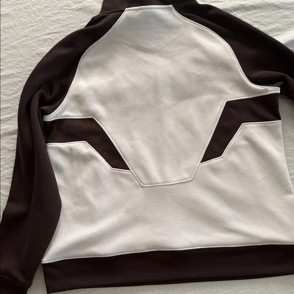 Reebok NFL Women's Medium Cleveland Brown Long Sleeve Hoodie - Picture 10 of 11